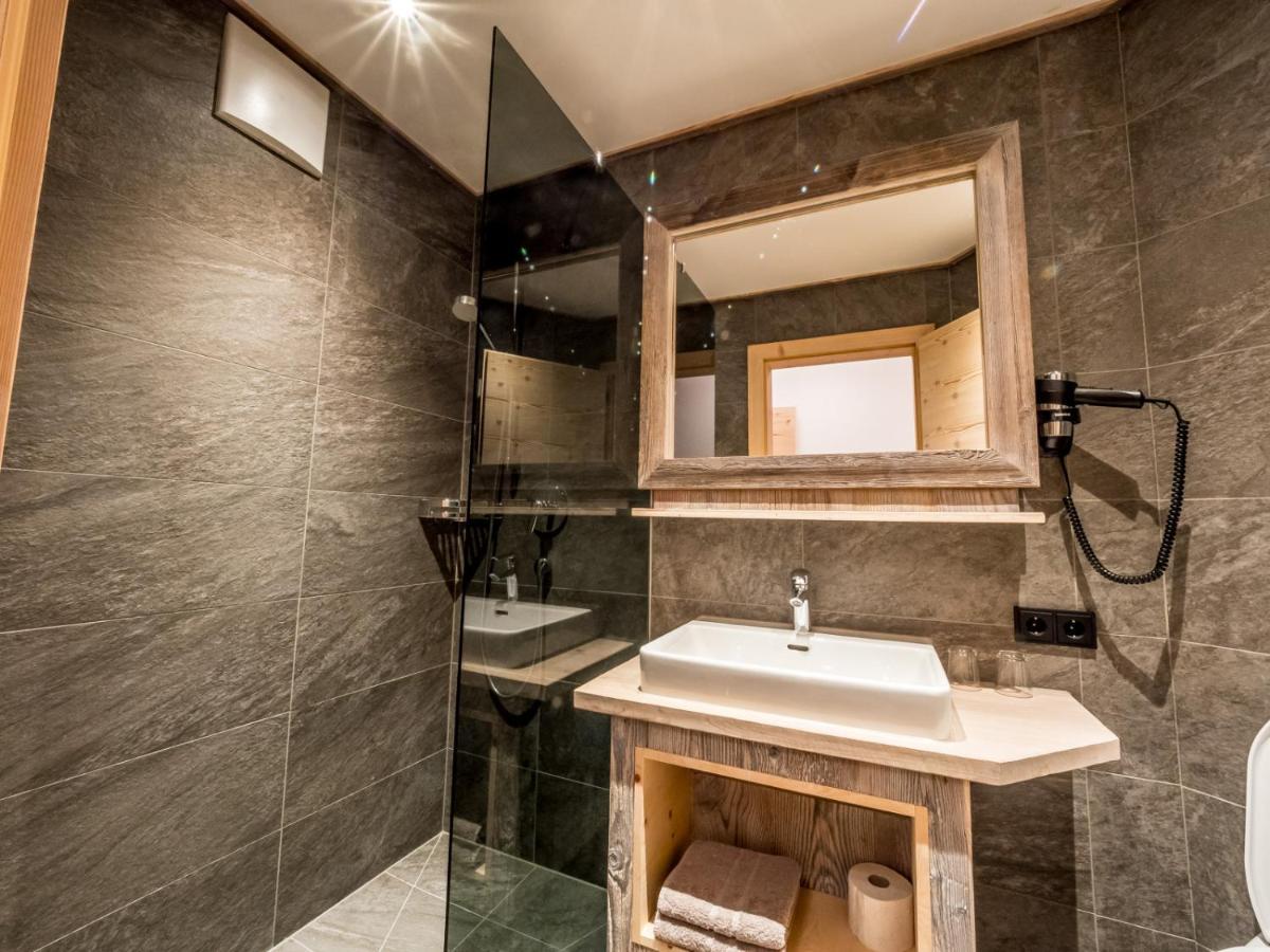 Almhittn - Luxus Appartements Финкенберг Экстерьер фото