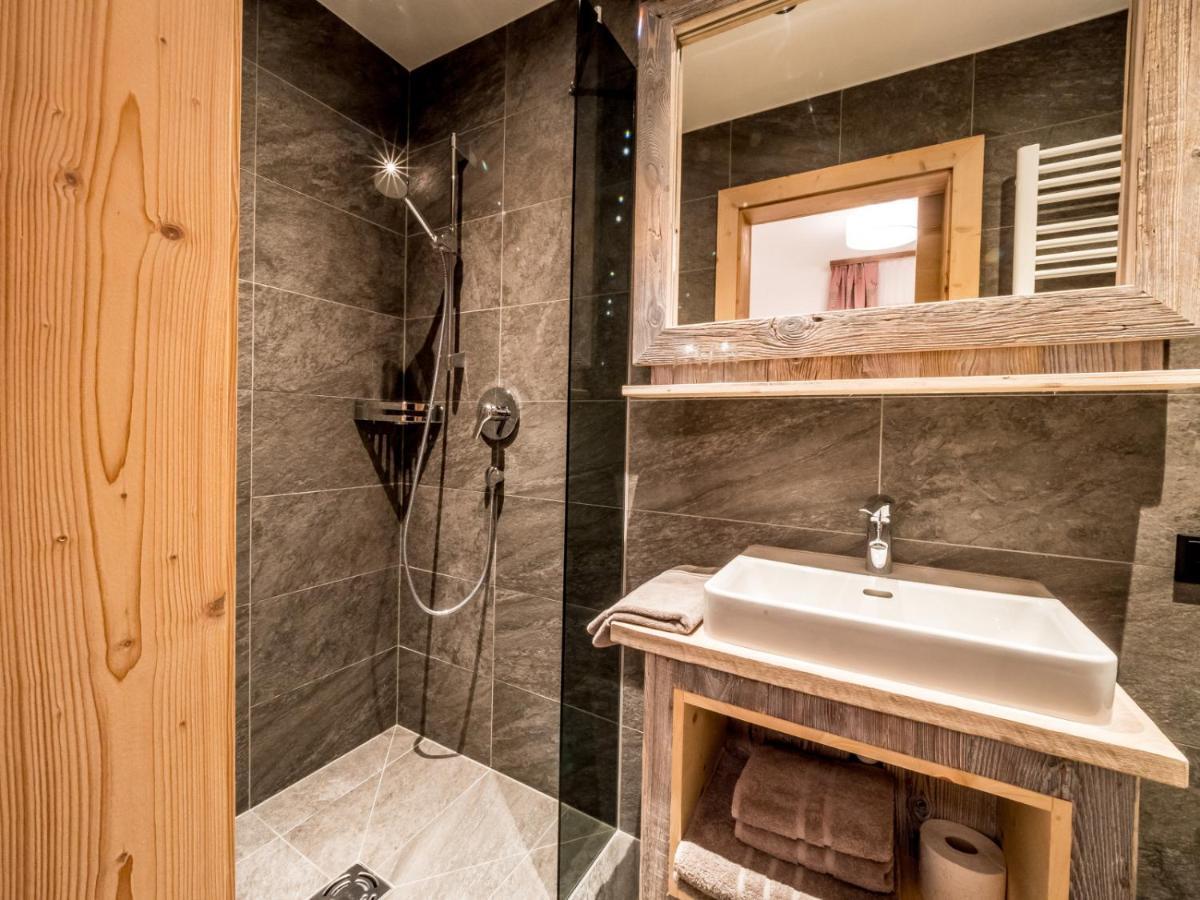 Almhittn - Luxus Appartements Финкенберг Экстерьер фото