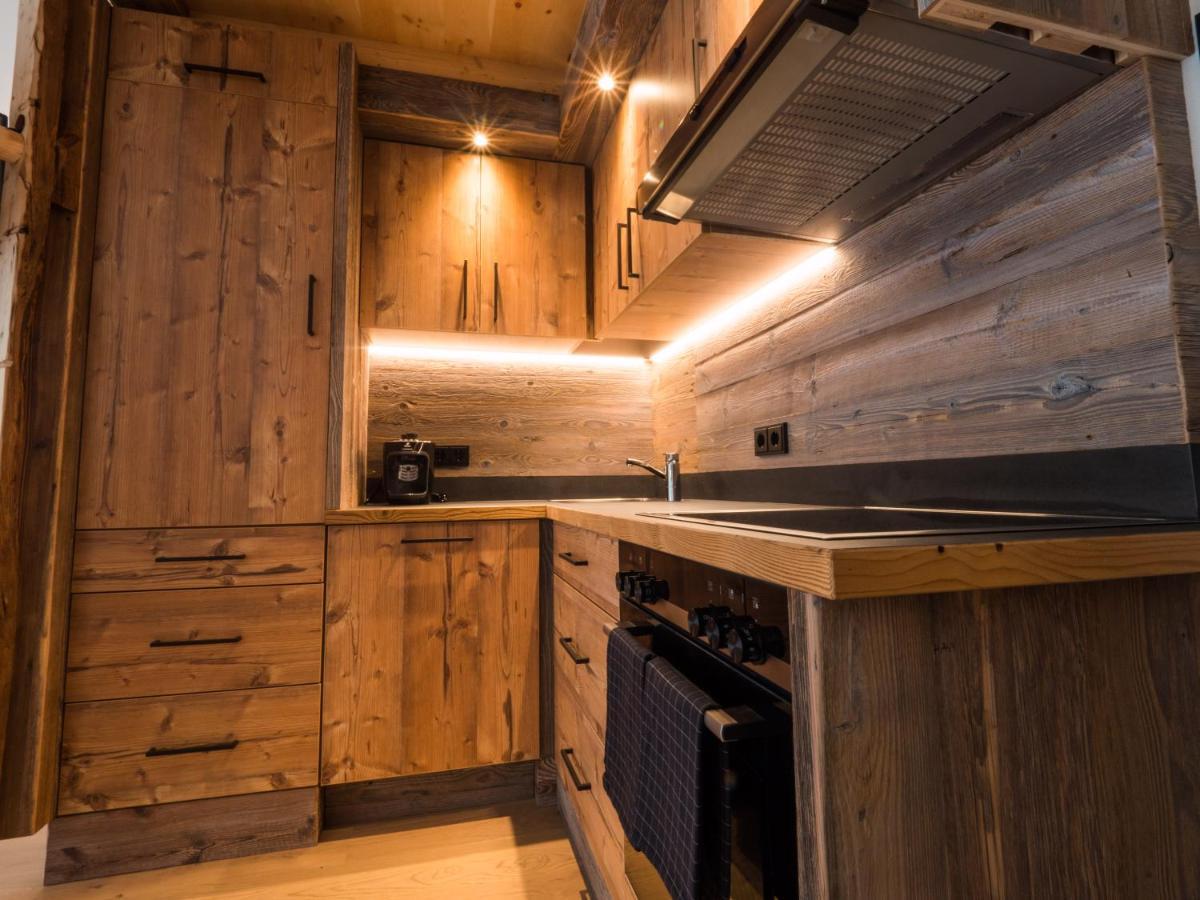 Almhittn - Luxus Appartements Финкенберг Экстерьер фото