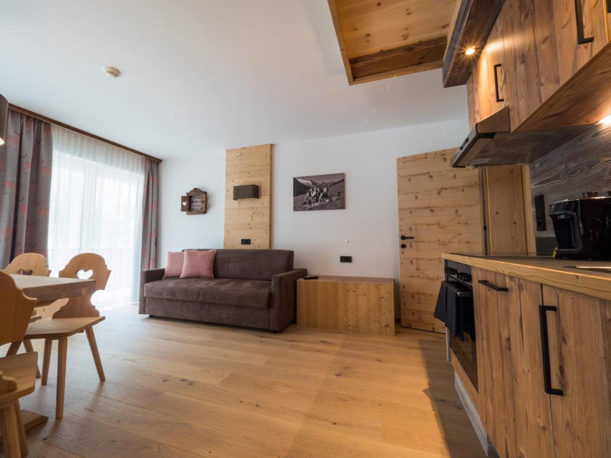 Almhittn - Luxus Appartements Финкенберг Экстерьер фото