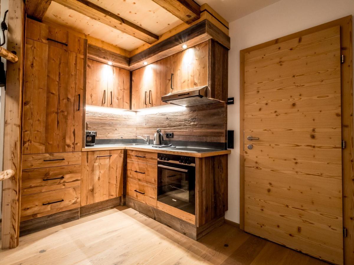 Almhittn - Luxus Appartements Финкенберг Экстерьер фото